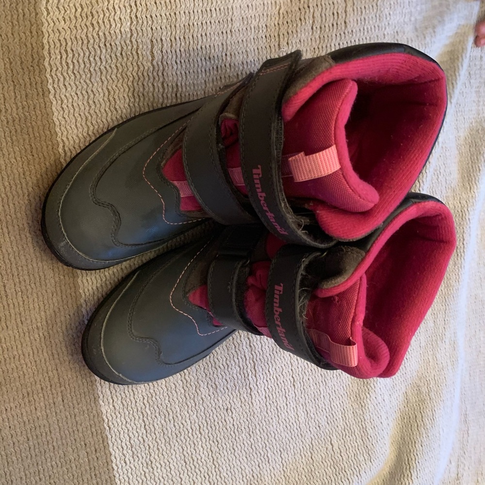 Girls timberland boots size 6